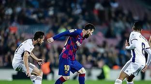 更是对网球 更是对网球